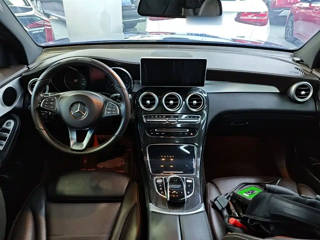Mercedes-Benz GLC 2018 GLC 200 4MATIC фото 10
