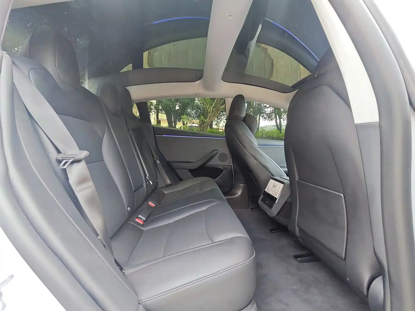 Tesla Model 3 2025 Model Rear-Wheel Drive Edition фото 12