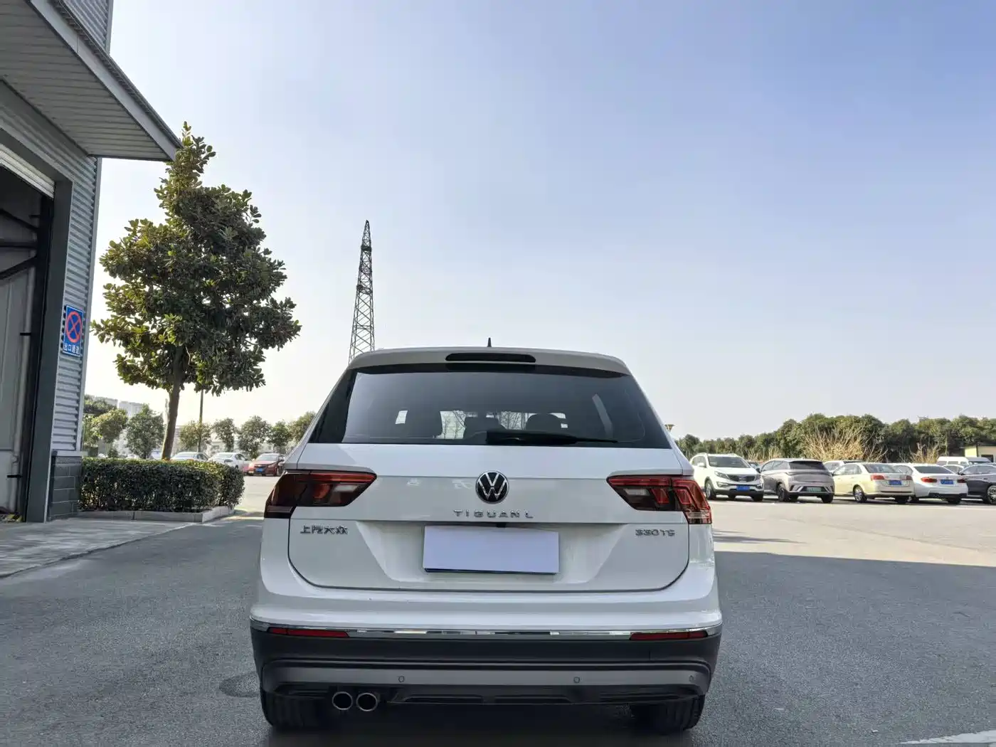 Volkswagen Tiguan L 2021 330TSI Automatic 2WD Comfort фото 4