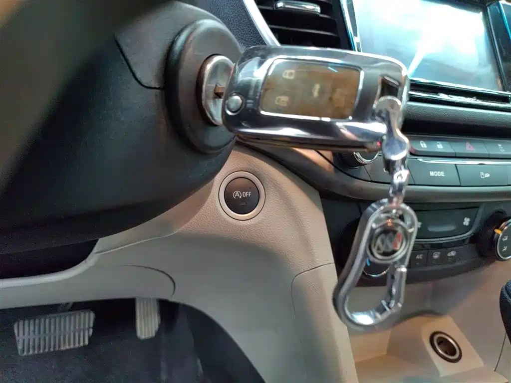 Buick Excelle 2016 15N Automatic Elite фото 9