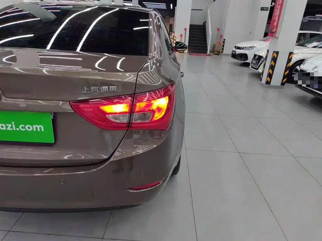 Buick Excelle 2016 15N Automatic Elite фото 8