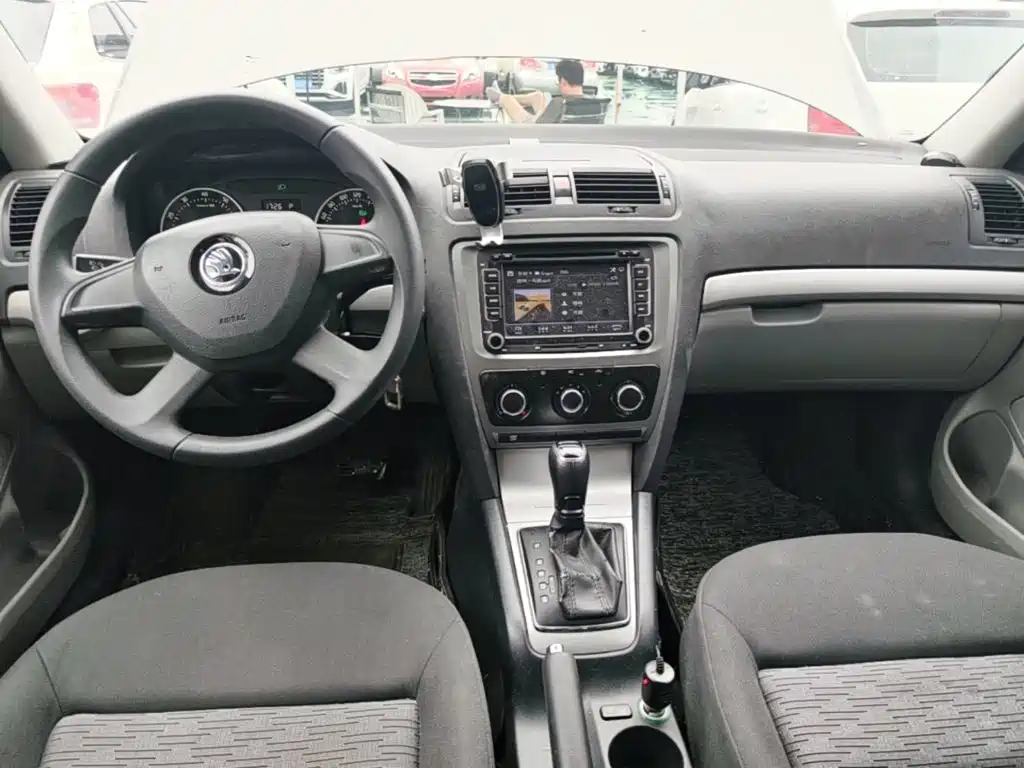 صورة 5 - Škoda Octavia
