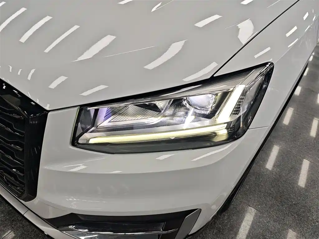 Audi Q2L 2018 35 TFSI Launch Exclusive Edition China VI фото 24