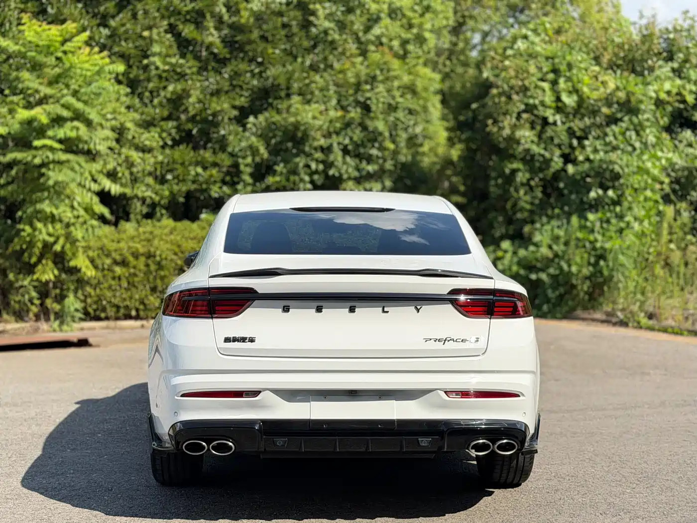 Фото 5 - Geely Preface