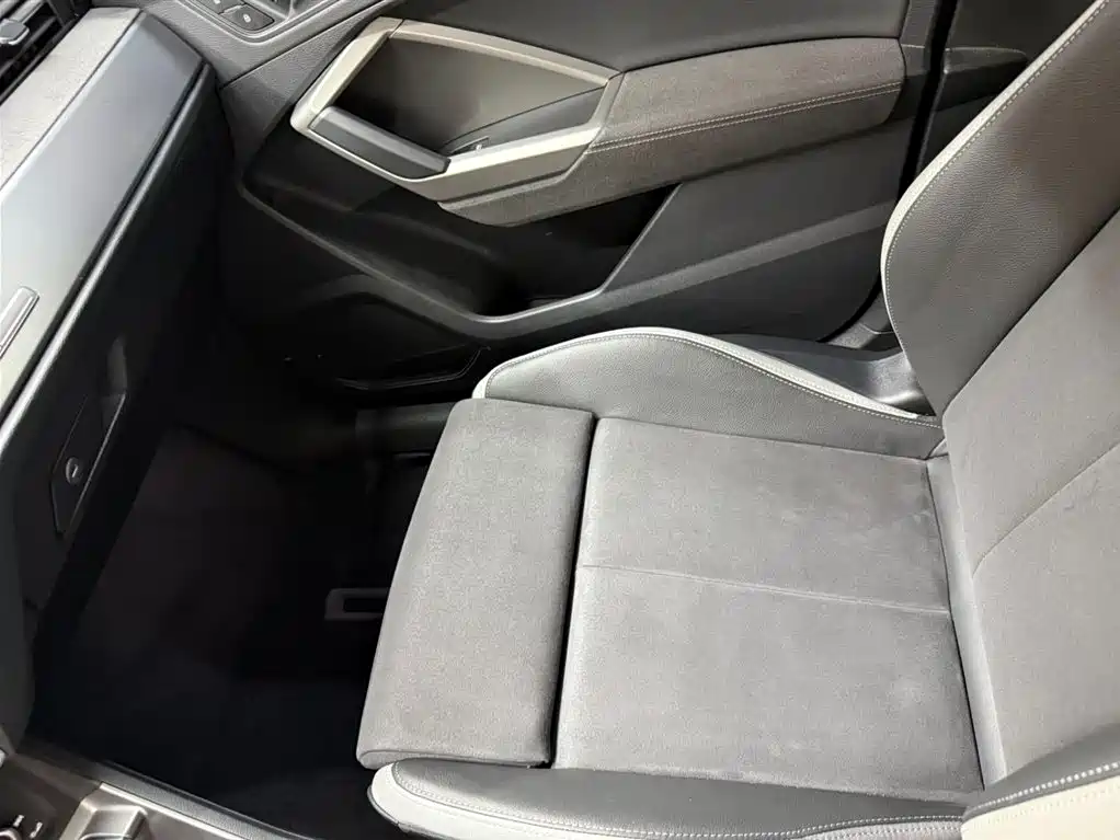 Audi Q3 2023 35 TFSI Fashion Dynamic (1.4T) фото 22