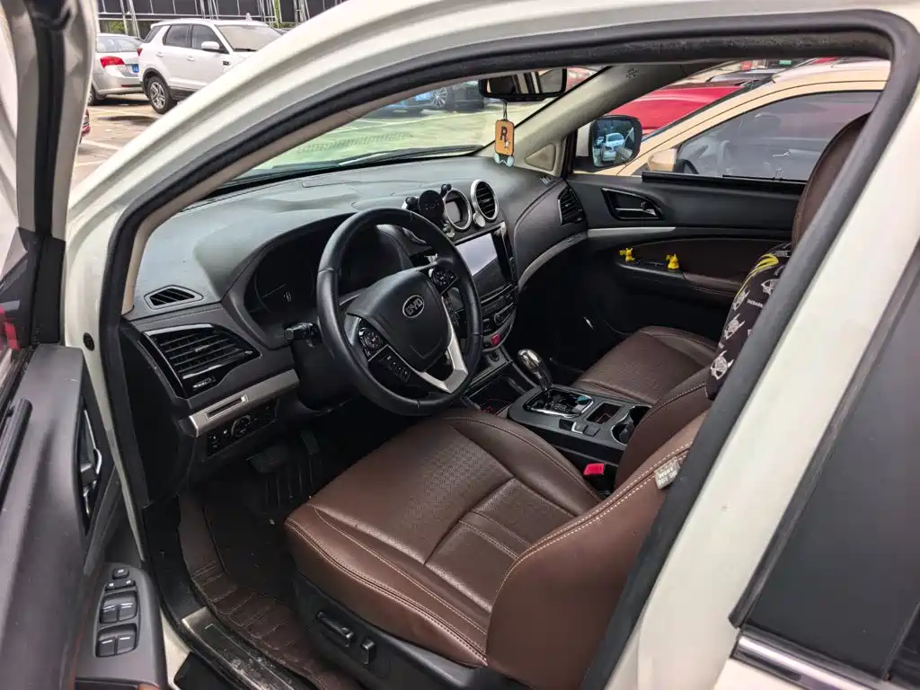BYD S7 2015 2015 2.0T Upgrade Automatic Premium