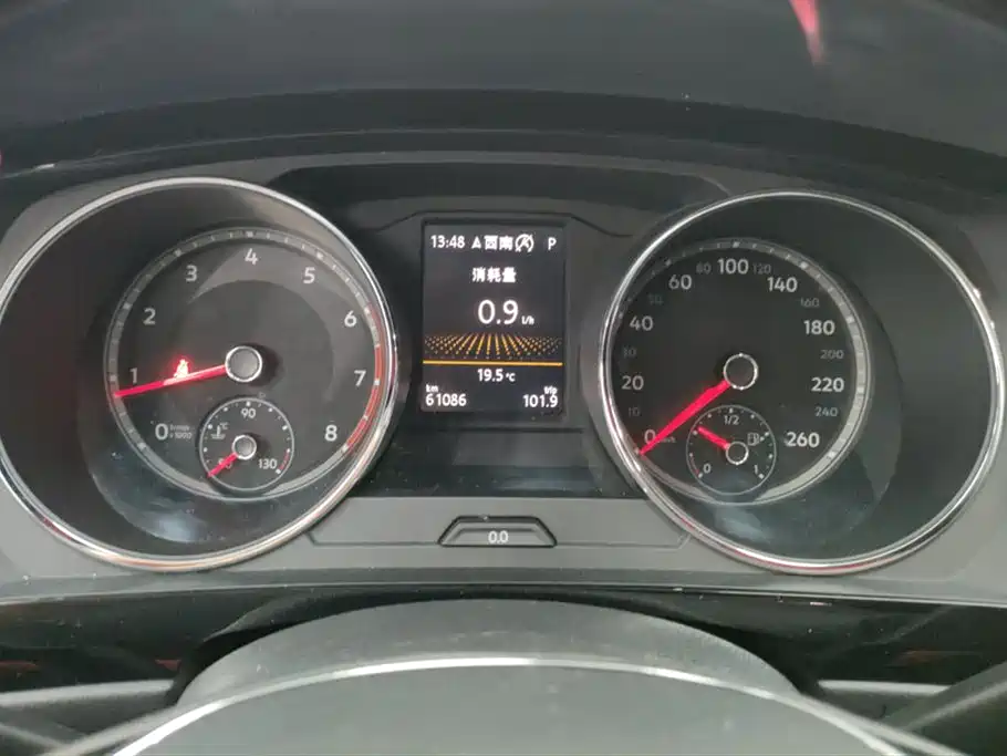 Volkswagen Tiguan L 2017 330TSI Automatic 2WD Luxury Edition фото 14