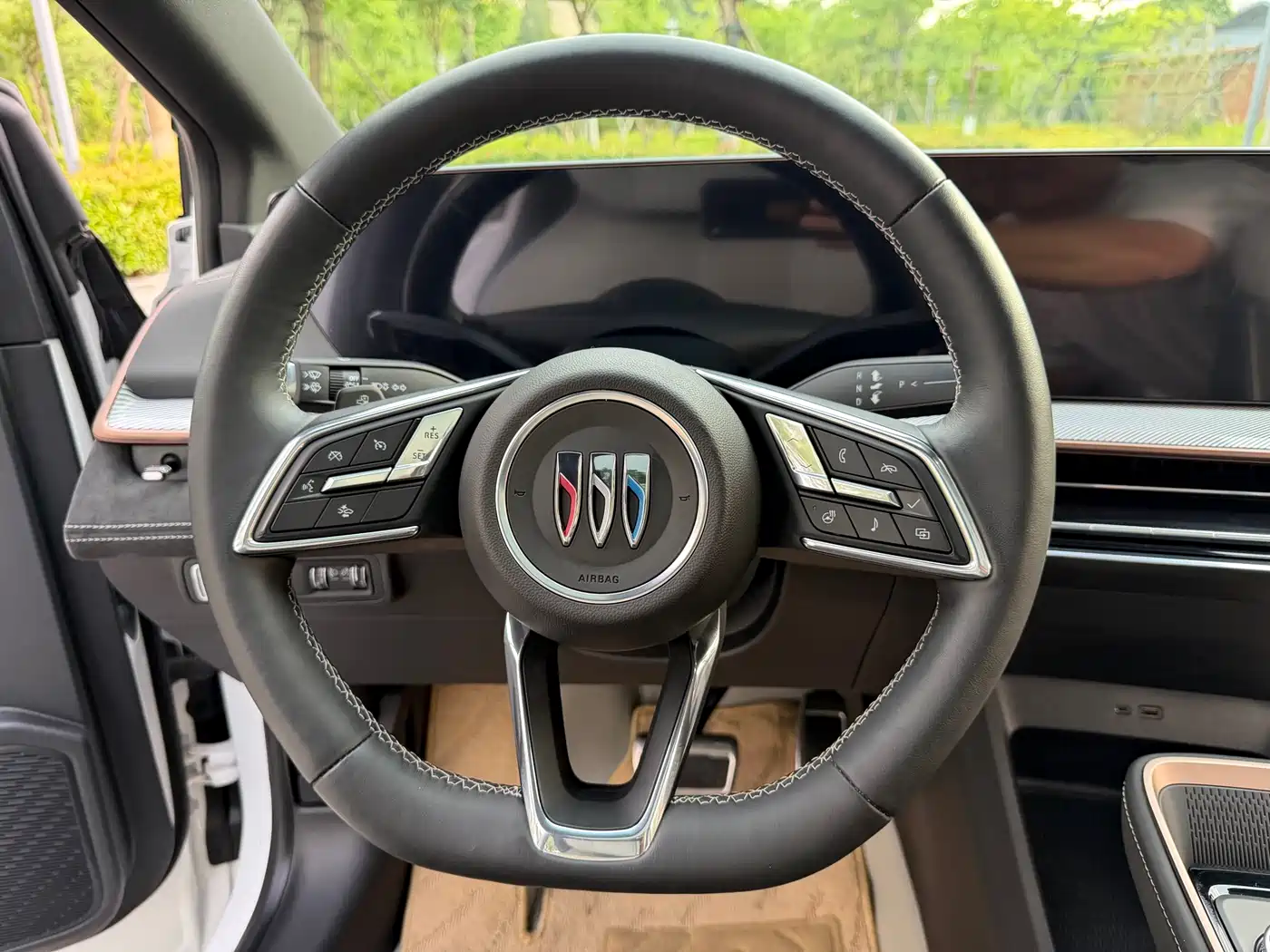 Buick E4 2023 Model GS Edition фото 13