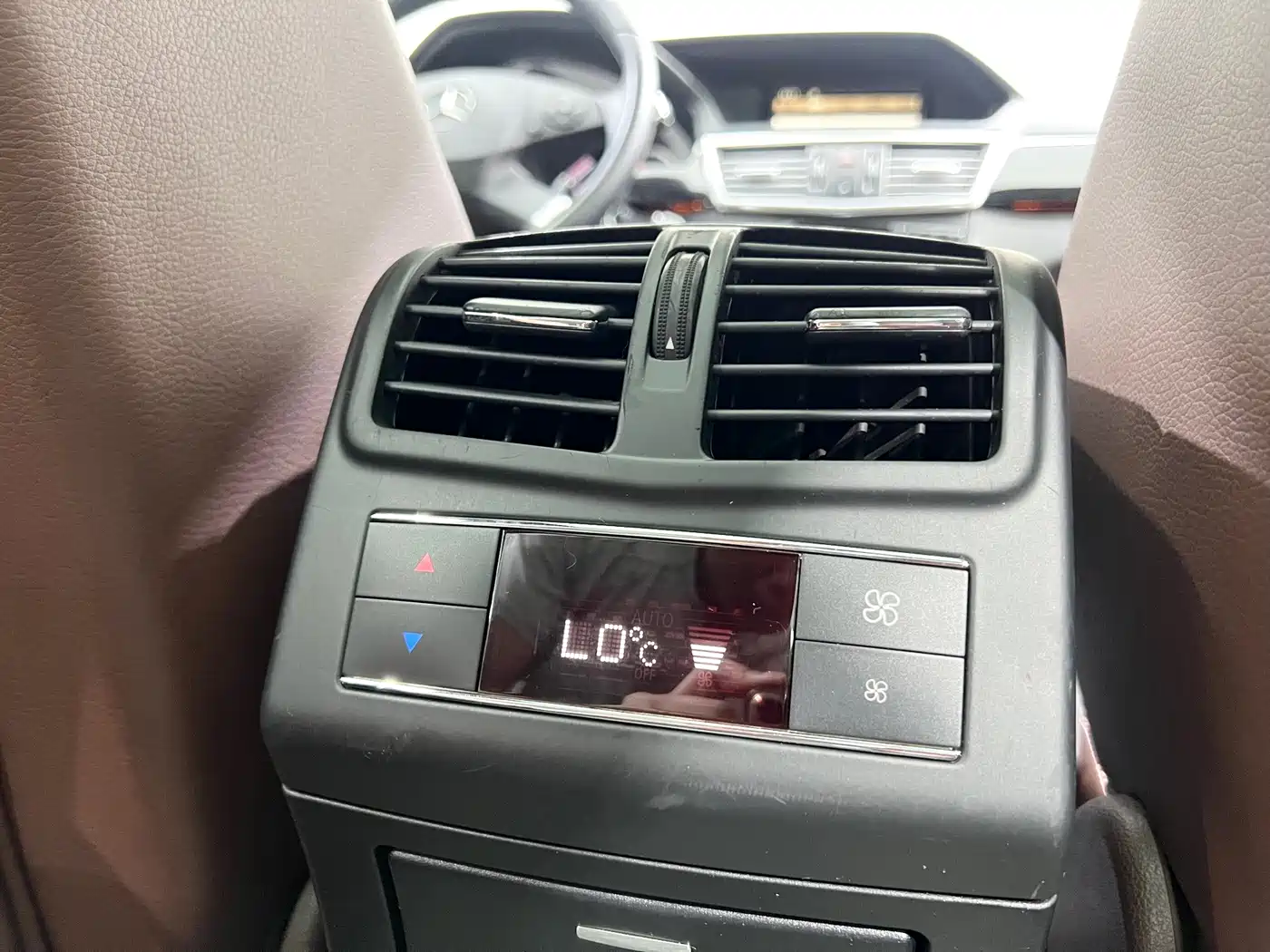 Mercedes-Benz E-Class 2010 2011 E 300 L Fashion Premium