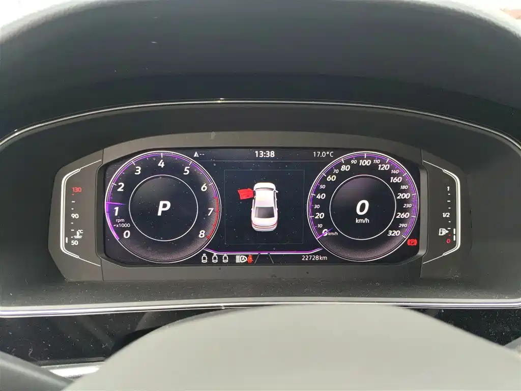 Volkswagen Passat 2022 330TSI Starlight Luxury Edition фото 7