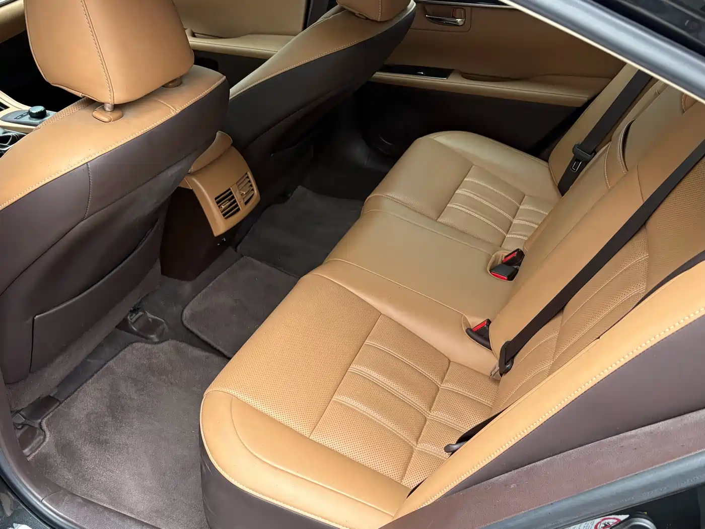 Lexus ES 2015 200 Elite Edition фото 5