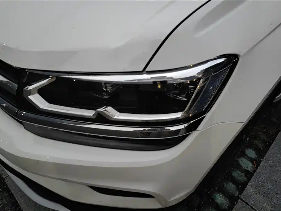 Volkswagen Tharu 2019 330TSI AWD Luxury Edition China VI фото 5