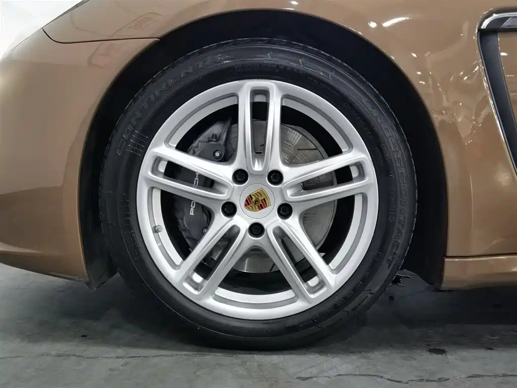 Porsche Panamera 2014 Panamera 4 3.0T фото 17