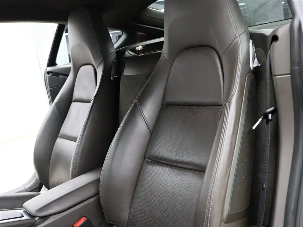 Porsche Cayman 2013 Cayman 2.7L фото 4