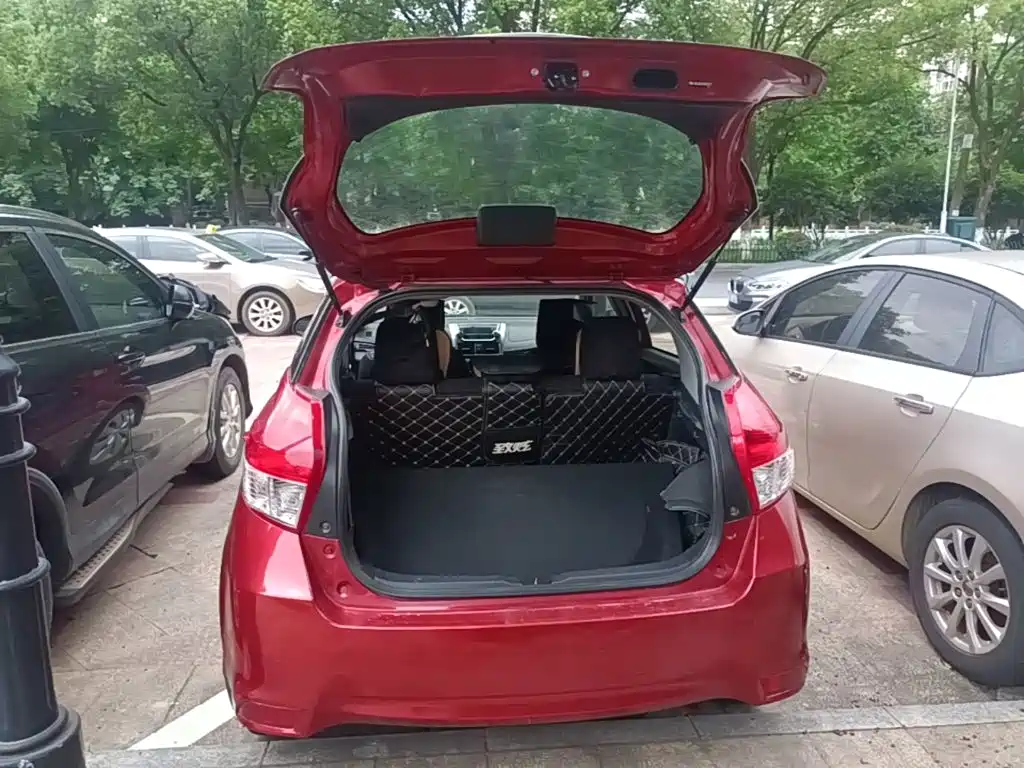 Toyota YARiS L Zhi Xuan 2015 2015 1.5E Auto Charming Edition