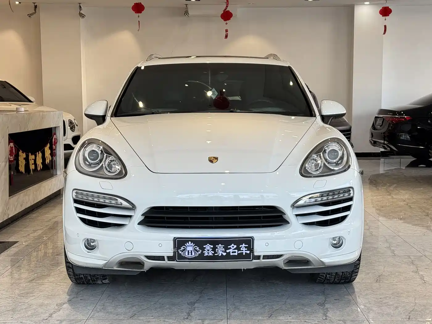 Porsche Cayenne 2014 Cayenne Platinum Edition 3.0T фото 2