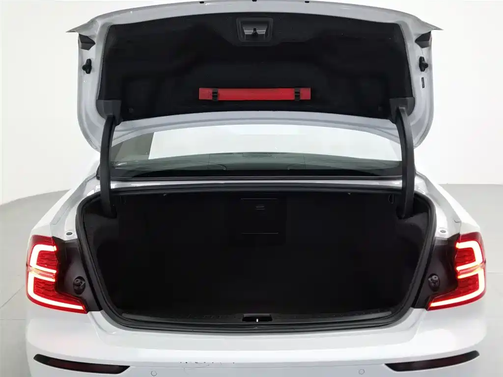 Volvo S60 2021 T4 Smart Vision Luxury фото 16
