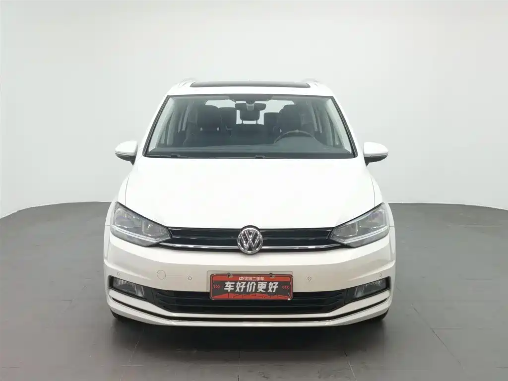 Volkswagen Touran 2018 Touran L 280TSI DSG Comfort 7-seater China V фото 3