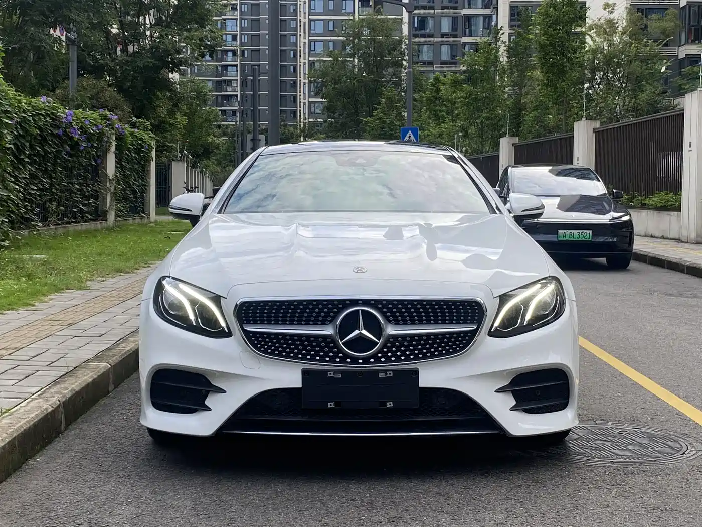 Mercedes-Benz E-Class (Import) 2017 E 200 Coupe фото 2