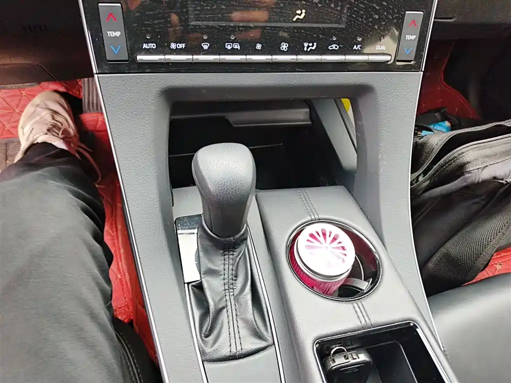 Toyota Avalon 2019 2.0L Progressive Edition (China VI) фото 10