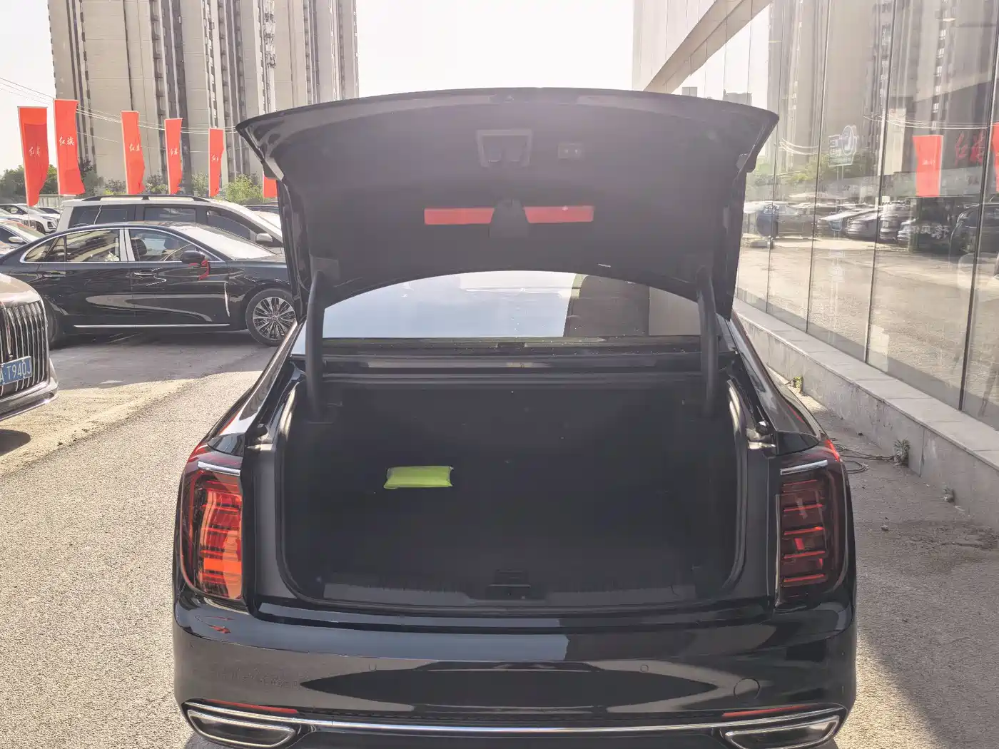 Hongqi H9 2025 2.0T 2WD Qixiang Luxury Business Edition 5-seater фото 11