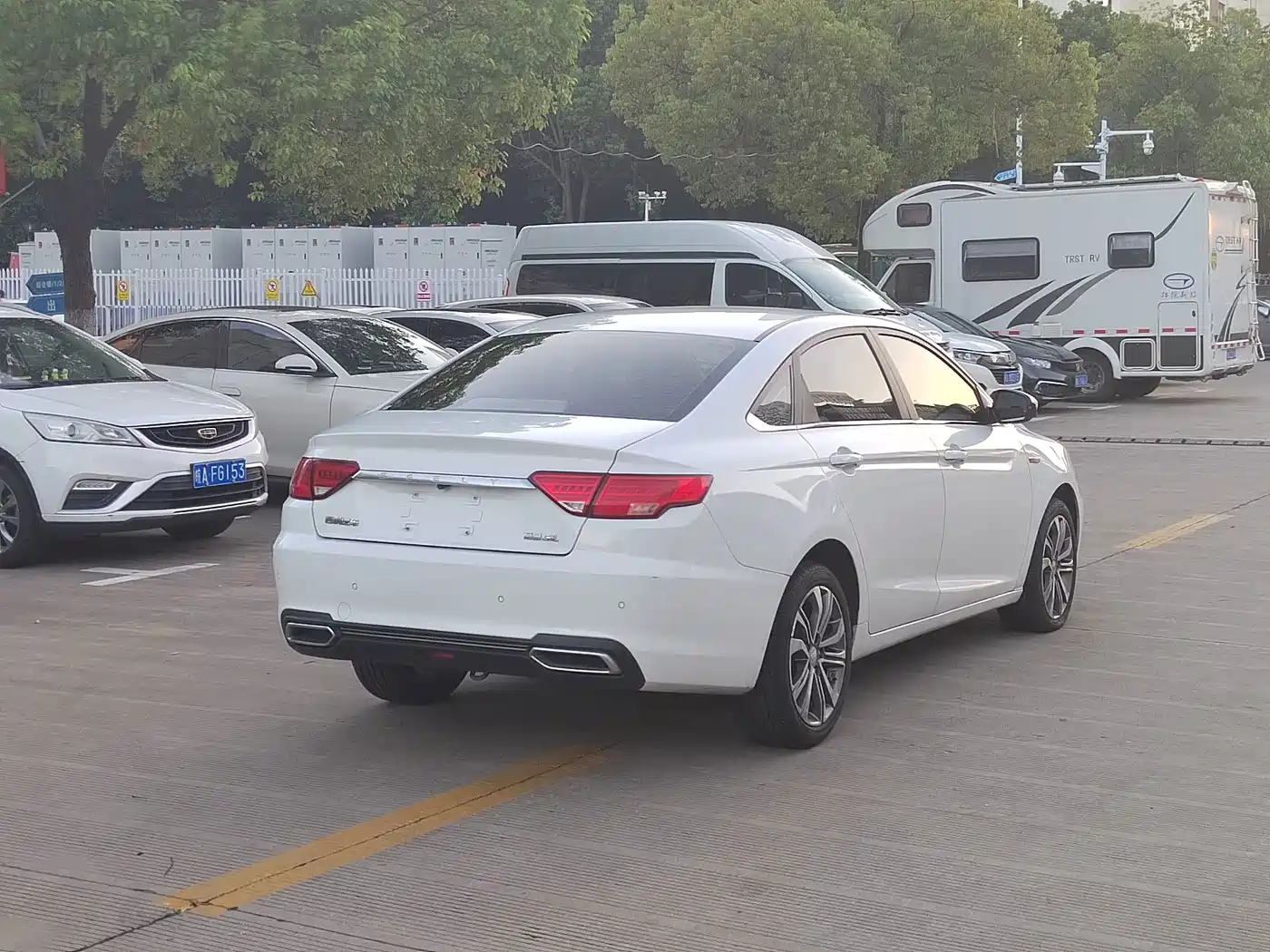 Geely Emgrand GL 2018 2018 1.4T DCT Premium Smart Connect