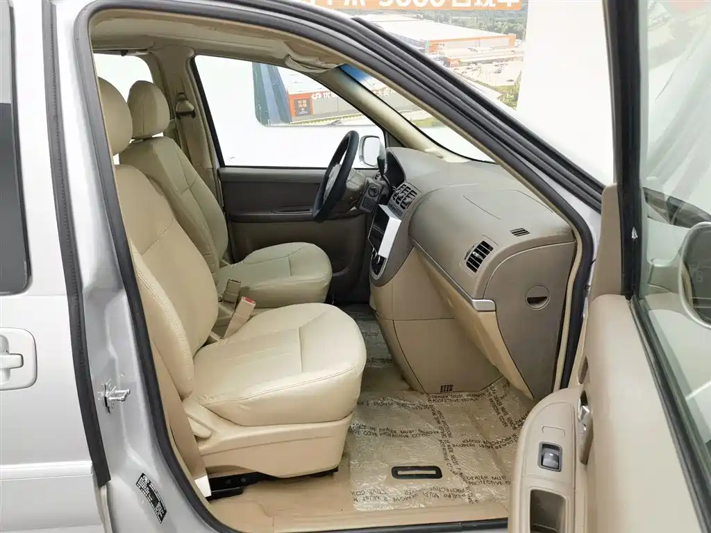 Buick GL8 2014 2.4L Classic Edition фото 23