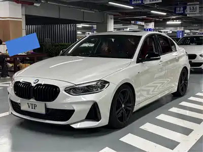 BMW 1