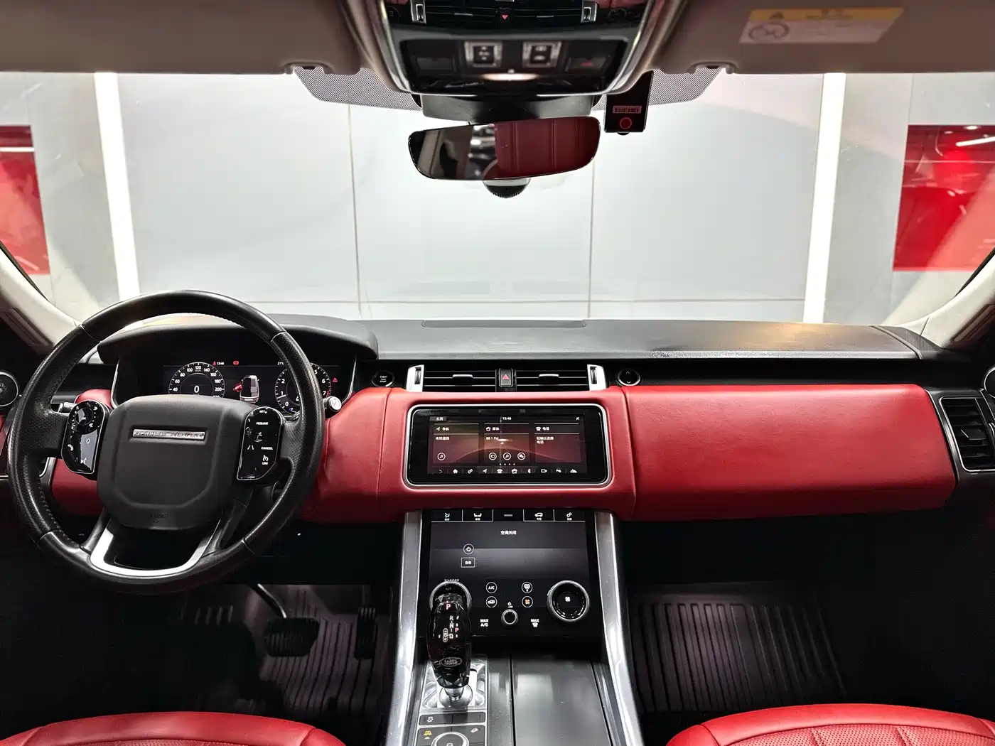 Land Rover Range Rover Sport 2019 3.0 SC V6 Special Edition фото 12