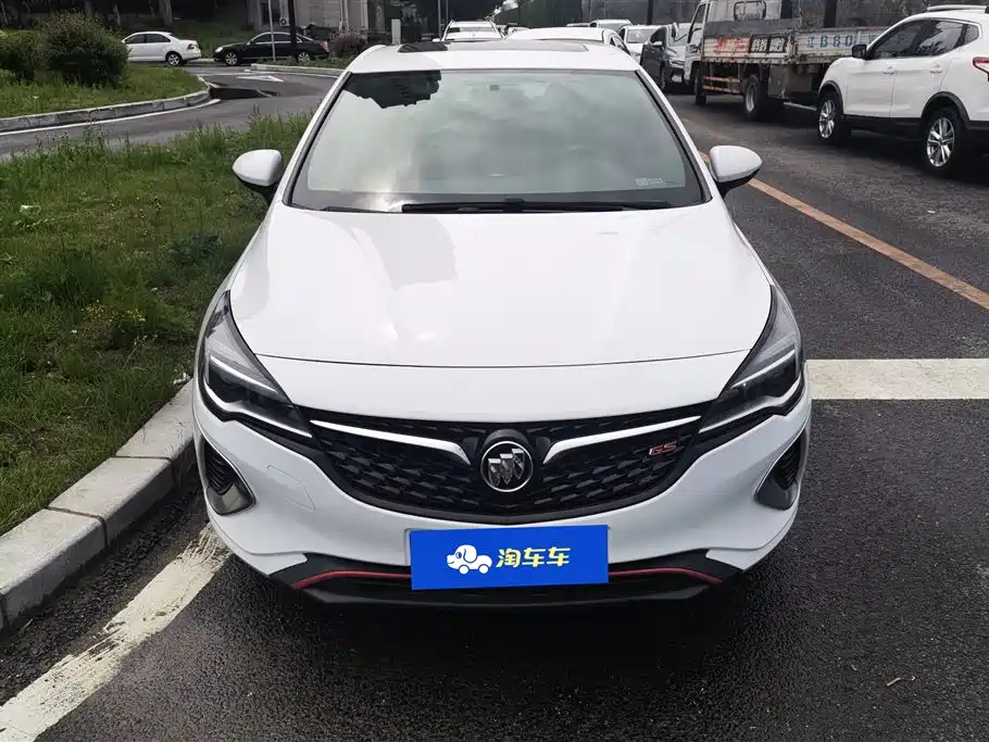 Buick Verano 2018 Hatchback GS 20T Dual Clutch Progressive фото 2