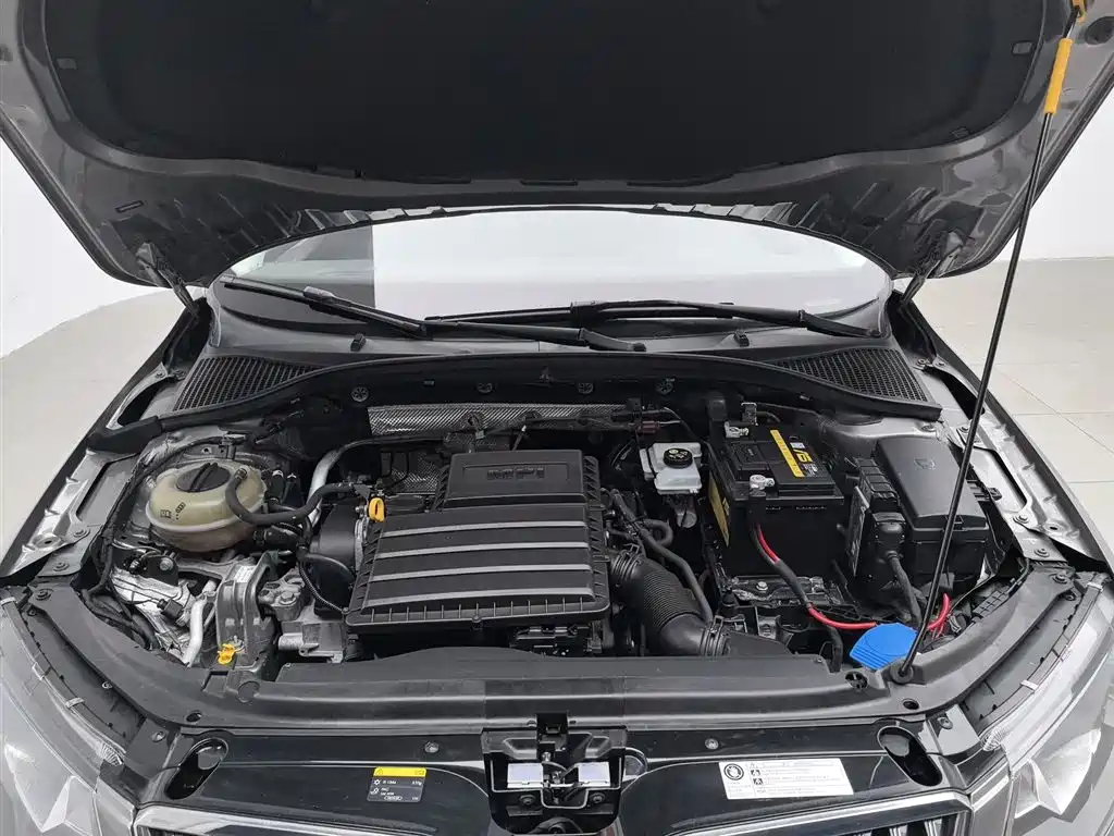 Škoda Octavia 2017 1.6L Manual ChuangXing фото 6