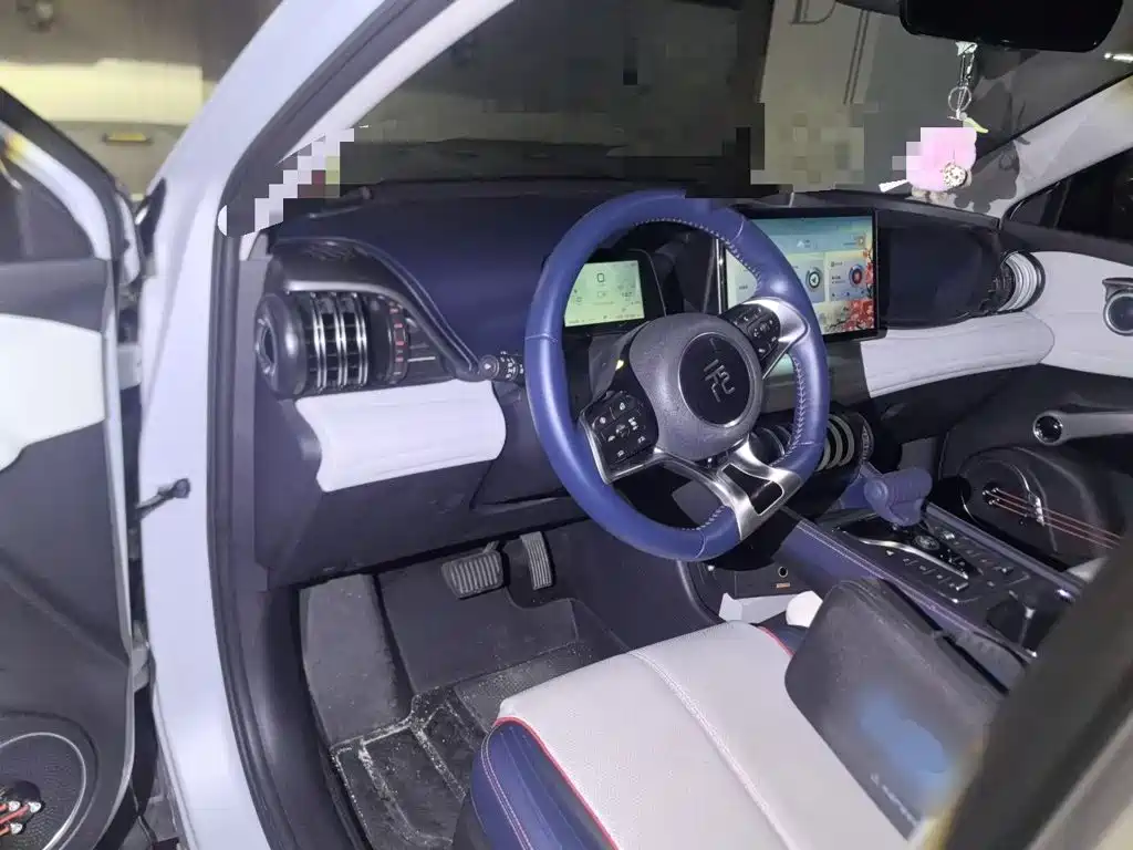 BYD Yuan PLUS 2022 430KM Premium 3
