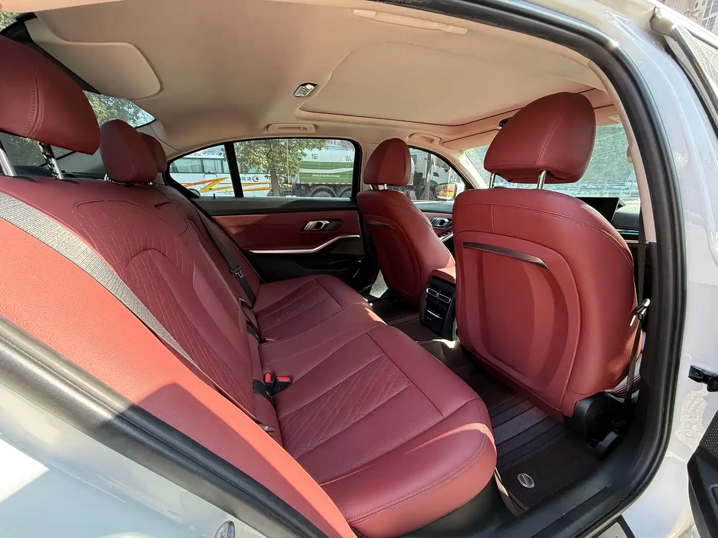 BMW i3 2022 eDrive 35 L фото 13