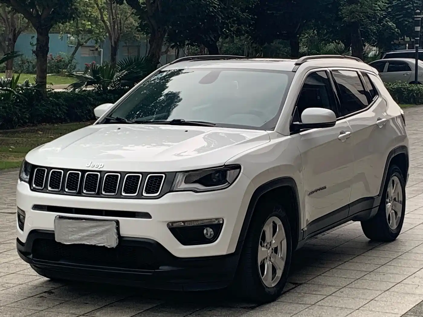 Jeep Compass 2020 220T Automatic Leading Edition