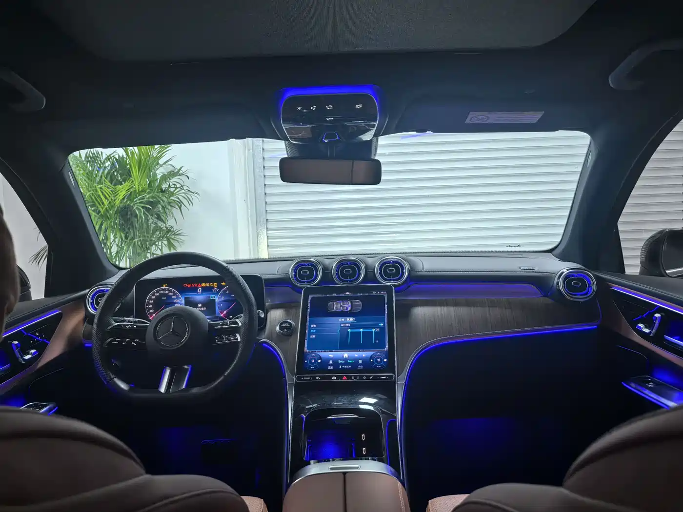 Mercedes-Benz GLC 2024 GLC 300 L 4MATIC Dynamic 5-seater фото 16