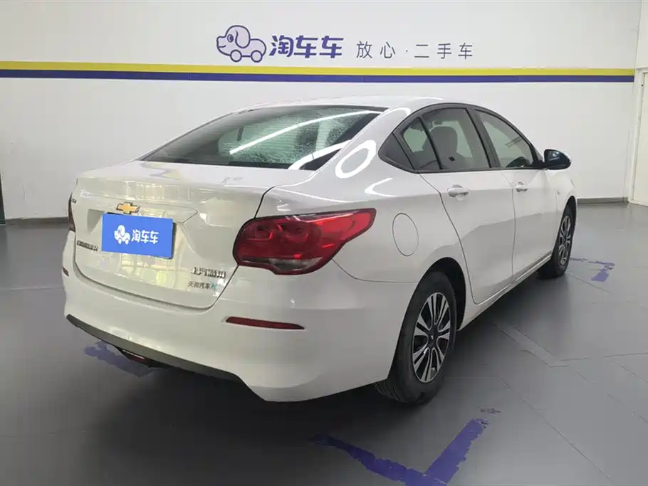 Chevrolet Cavalier 2019 320 Auto Sunroof Enjoyment Edition фото 3