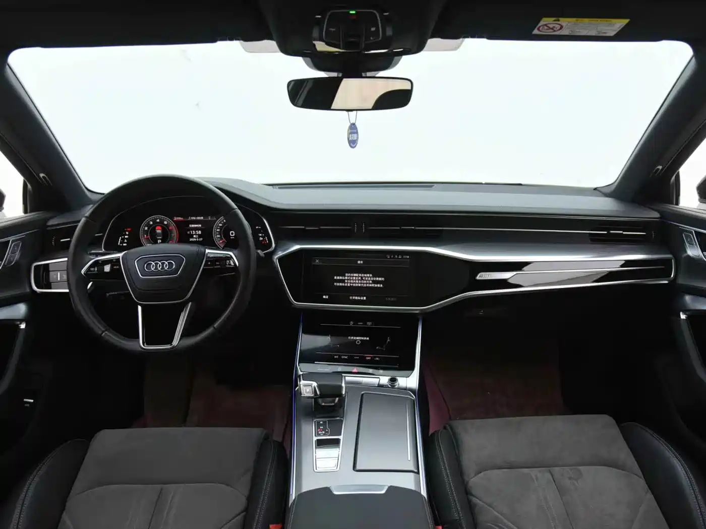 Audi A6L 2024 40 TFSI Luxury Dynamic фото 14