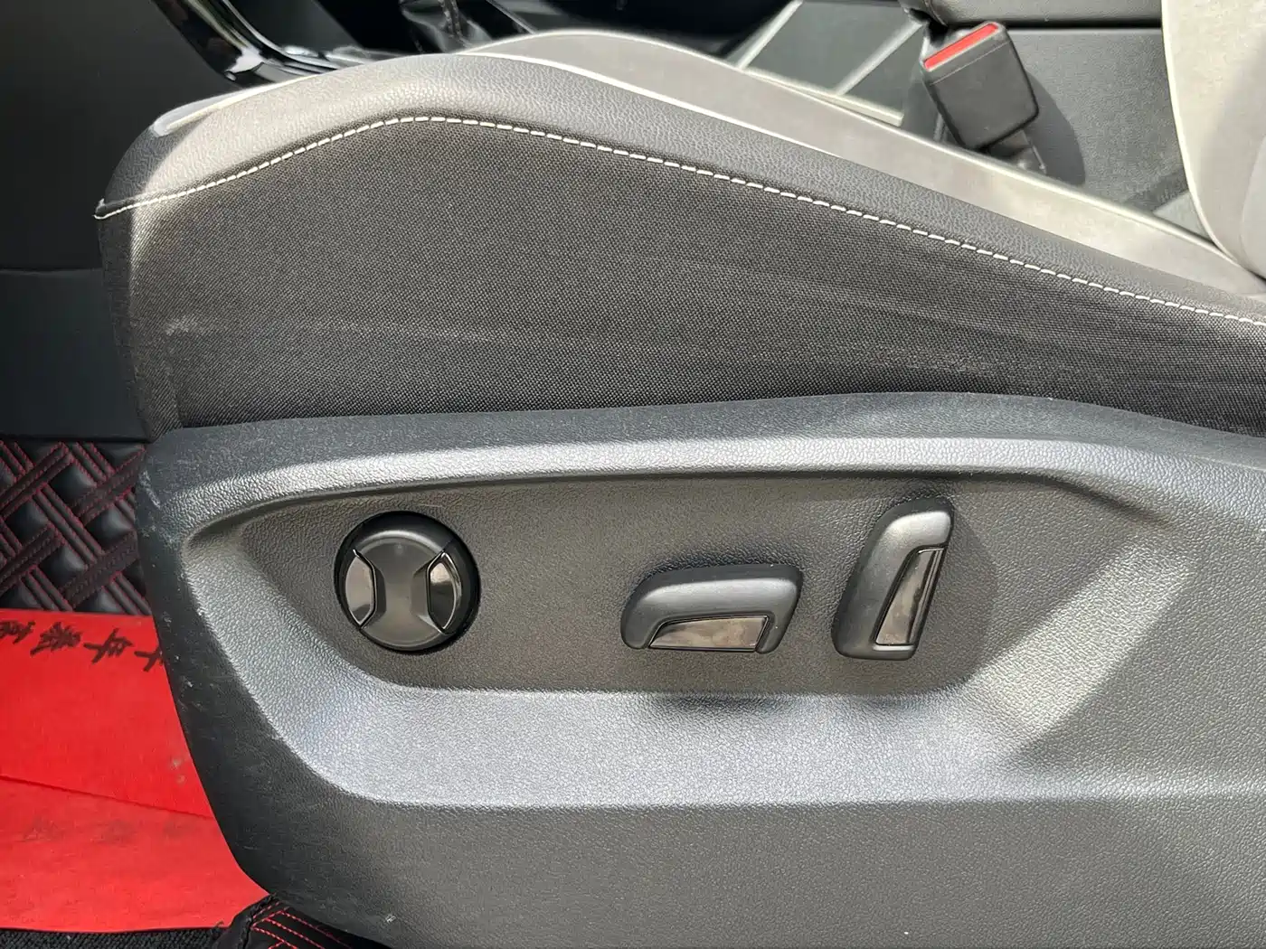 Volkswagen Tayron 2021 380TSI 4WD R-Line Smart Connect фото 16
