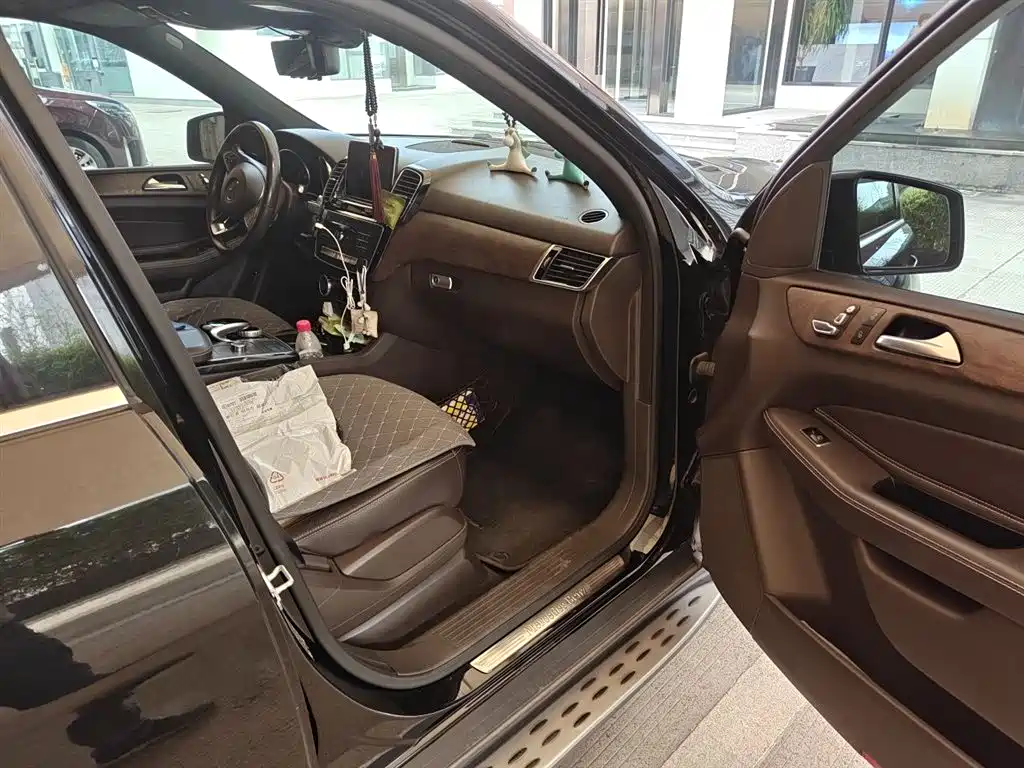 Mercedes-Benz GLE 2015 GLE 400 4MATIC фото 20