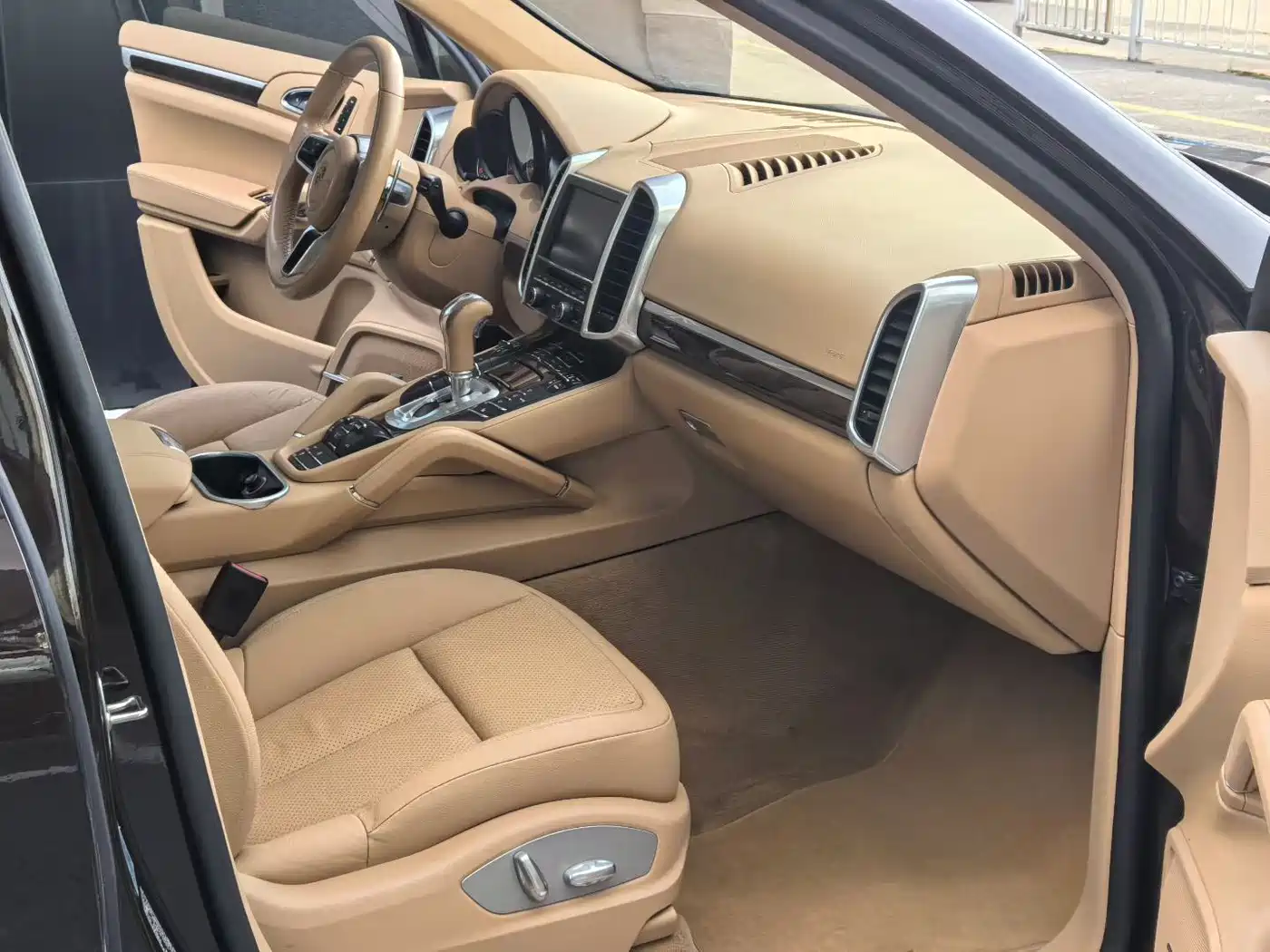 Porsche Cayenne 2015 Cayenne 3.0T фото 6