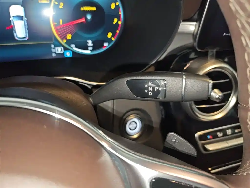 Mercedes-Benz GLC 2020 Facelift GLC 260 L 4MATIC Dynamic фото 14