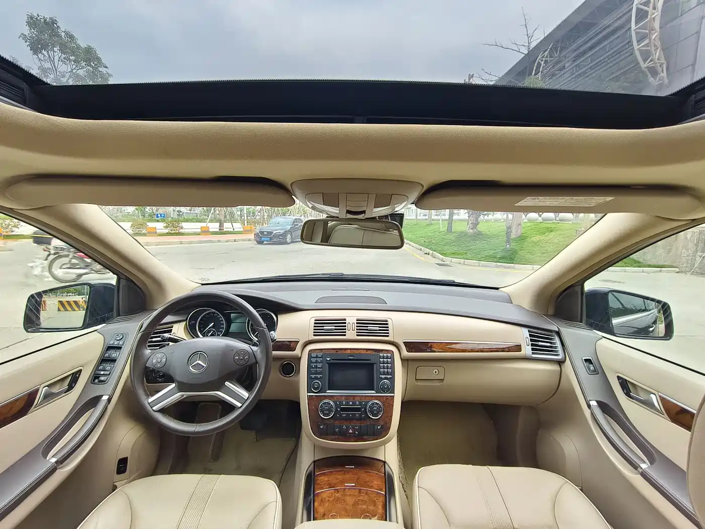 Mercedes-Benz R-Class 2011 R 350 L 4MATIC фото 14