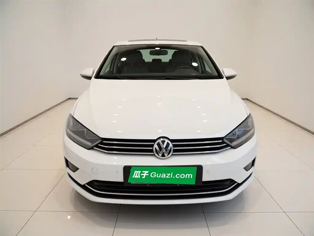 Volkswagen Golf Sportsvan 2016 230TSI Automatic Progressive фото 3