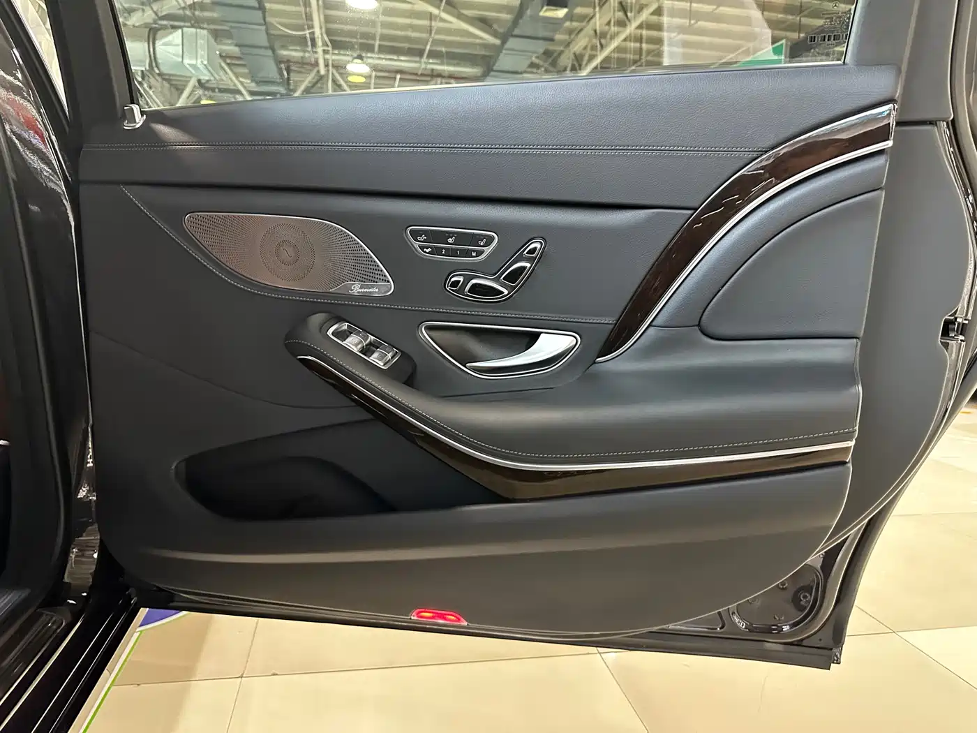 Mercedes-Benz Maybach S-Class 2020 S 450 4MATIC Collector's Edition фото 20