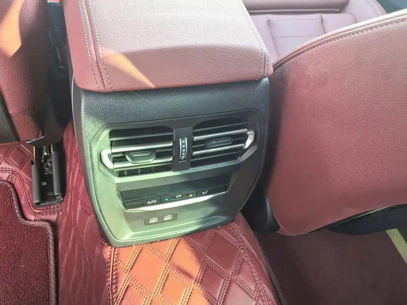 BMW 3 Series 2021 325Li M Sport Package фото 12