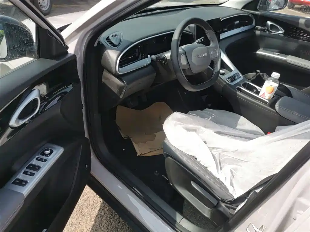 Geely Galaxy Starry Wish 2026 Edition 310km Youth Version фото 15