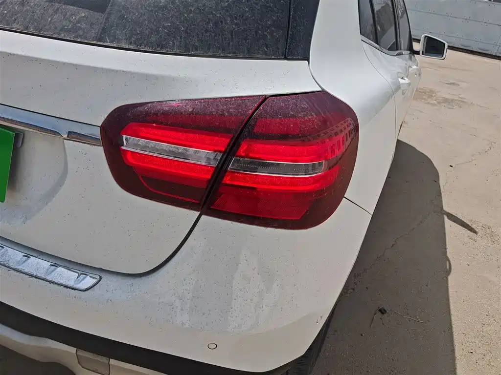 Mercedes-Benz GLA 2018 GLA 200 Dynamic фото 24