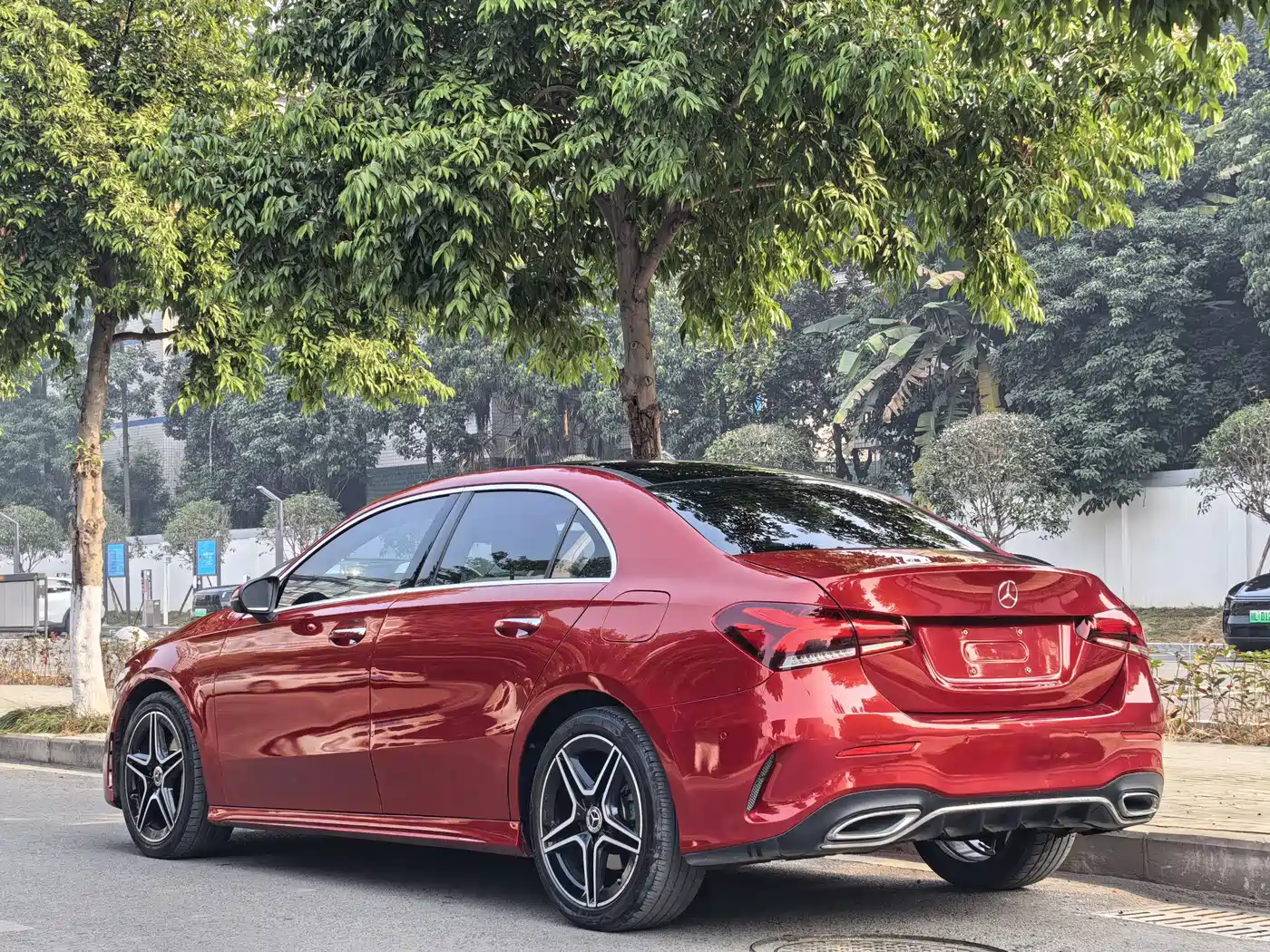 Mercedes-Benz A-Class 2020 A 200 L Sport Sedan фото 4
