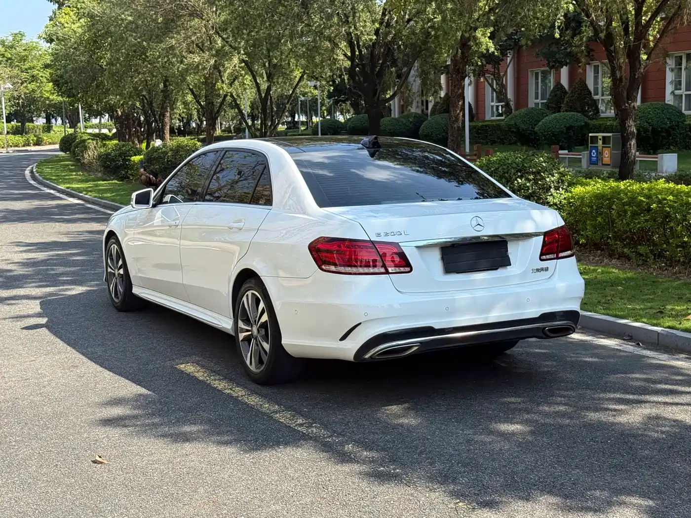 Mercedes-Benz E-Class 2015 Facelift E 200 L фото 6