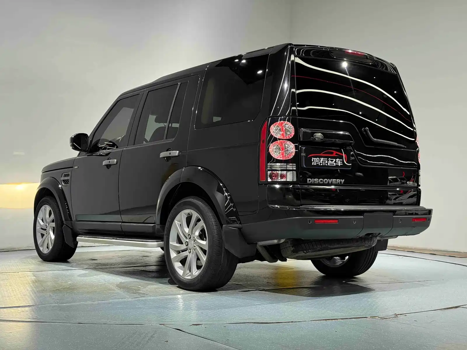 صورة 19 - Land Rover Discovery